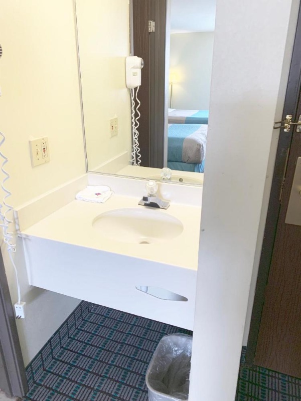Motel 6 McGraw, NY - Cortland image 24