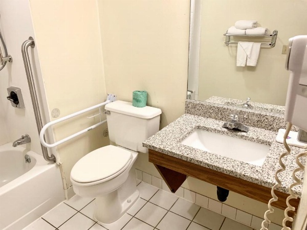 Motel 6 McGraw, NY - Cortland image 27