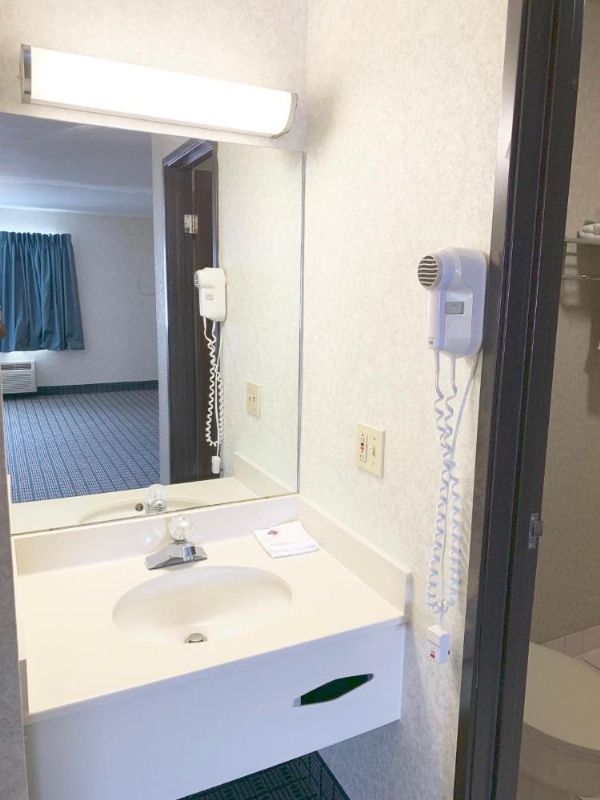 Motel 6 McGraw, NY - Cortland image 28