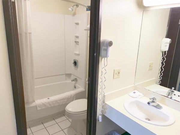 Motel 6 McGraw, NY - Cortland image 30